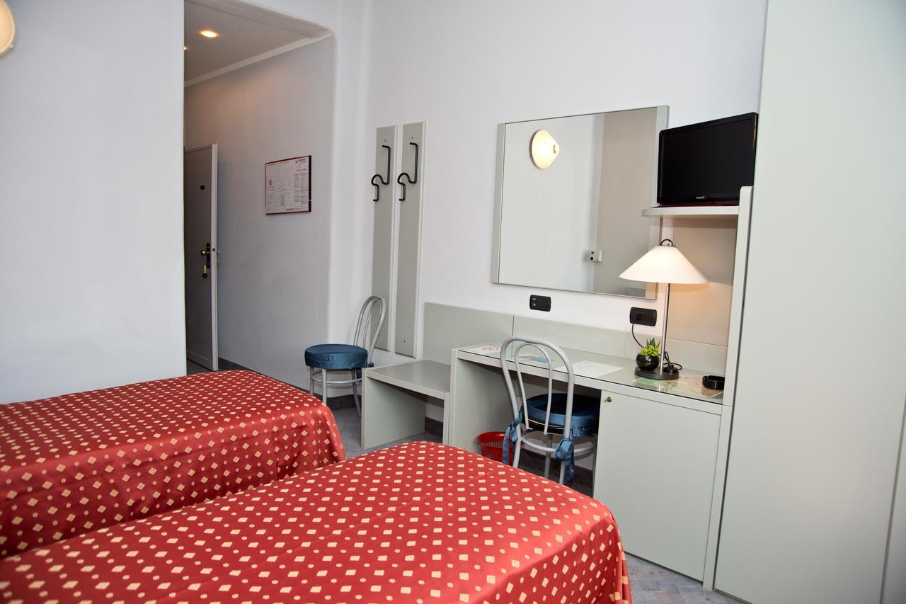 Hotel Milano Pistoia Buitenkant foto